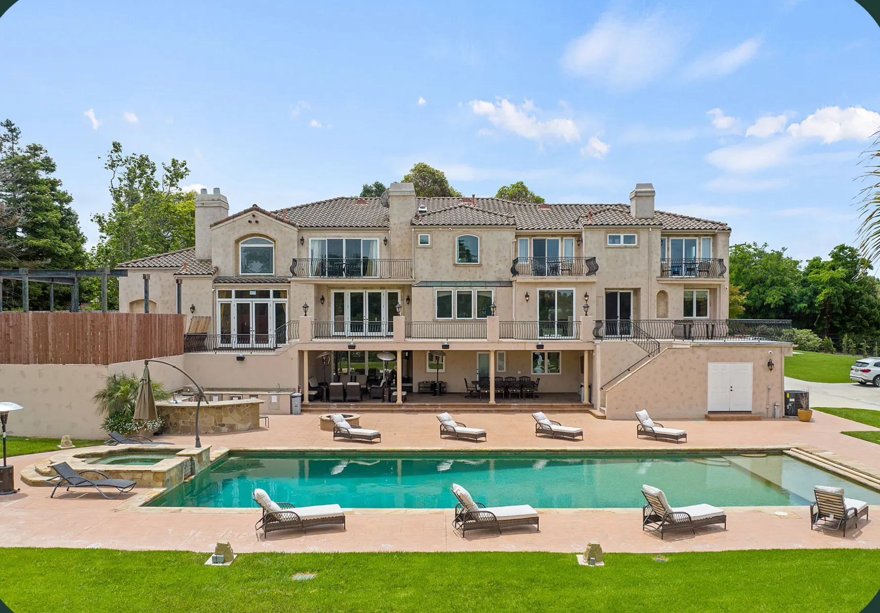 Paradiso Recovery residence with a saltwater pool
